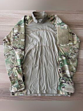 US Army Combat Shirt Mens Large Multicam Long Sleeve Flame Resistant Made in USA